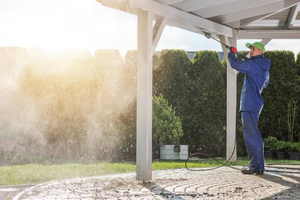 Best Playground Equipment Cleaning  in Munsons Corners, NY